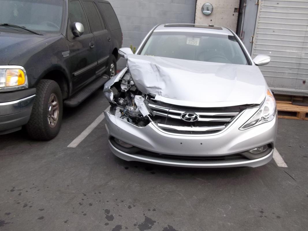 2014_hyundai_elantra_-_before